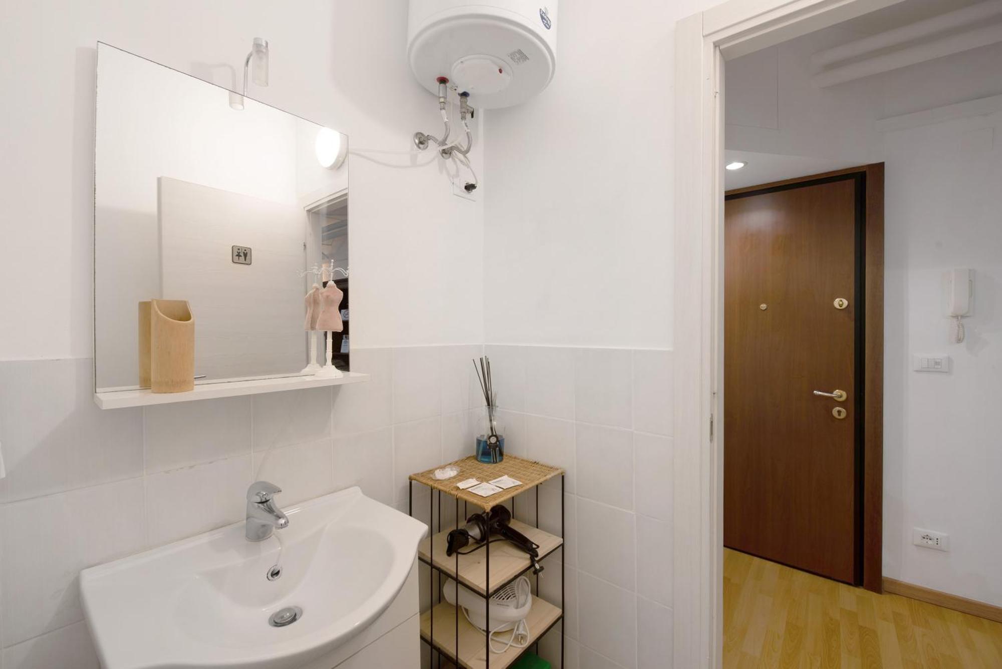 Ohana Bnb Genova Esterno foto